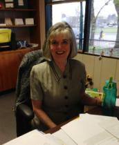 Lesley Carsley, Principal